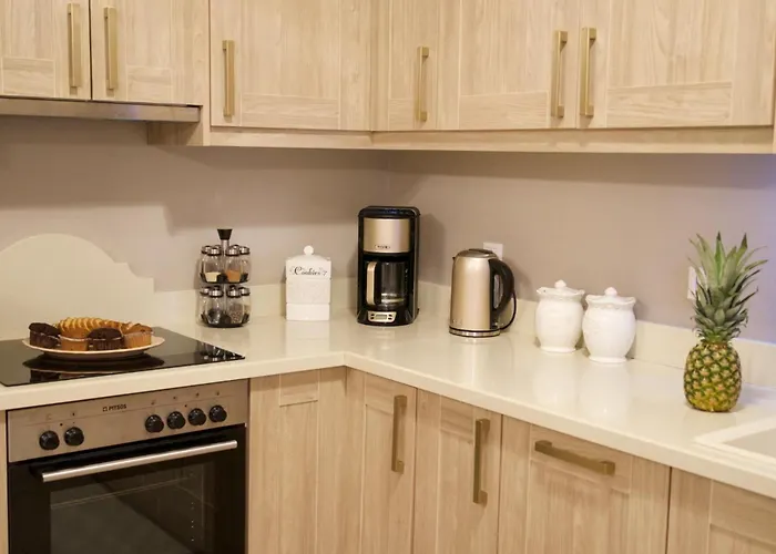 Anesis By Vintage Travel *